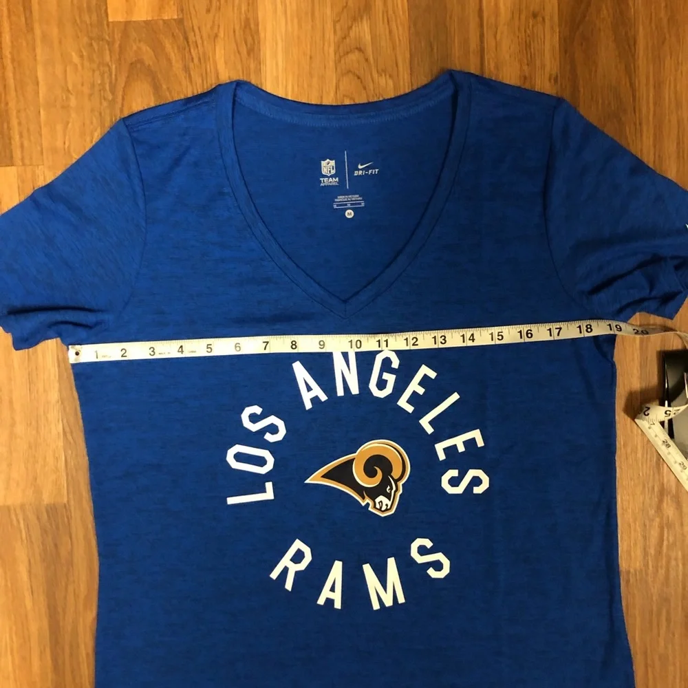 NWT Los Angeles Rams NFL Football Dri-Fit V-Neck Blue T-Shirt Medium